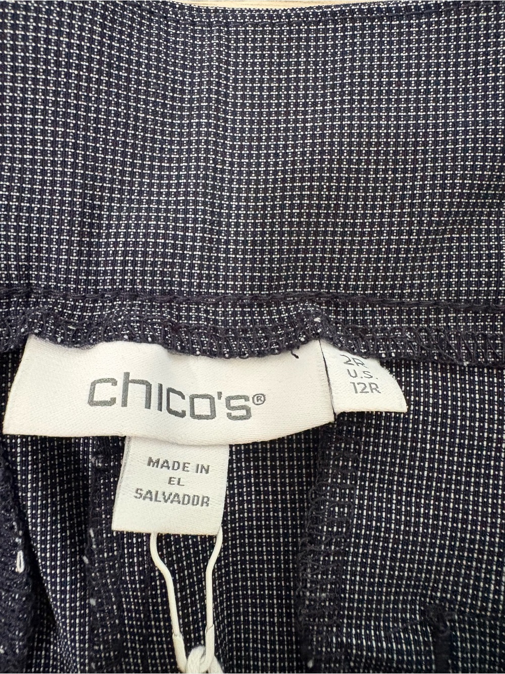 NWT Chicos So Slimming ankle pants. Women’s size 12. - Picture 4 of 7